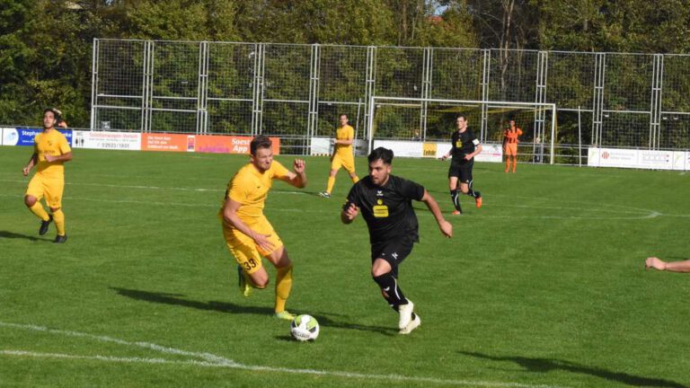 SG Oestinghausen gewinnt beim virtuellen Freistoßturnier Champions League-Moderator