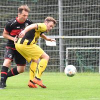 Top-Torjäger der Fußball-Bezirksliga 7 verlängert gleich um zwei Jahre
